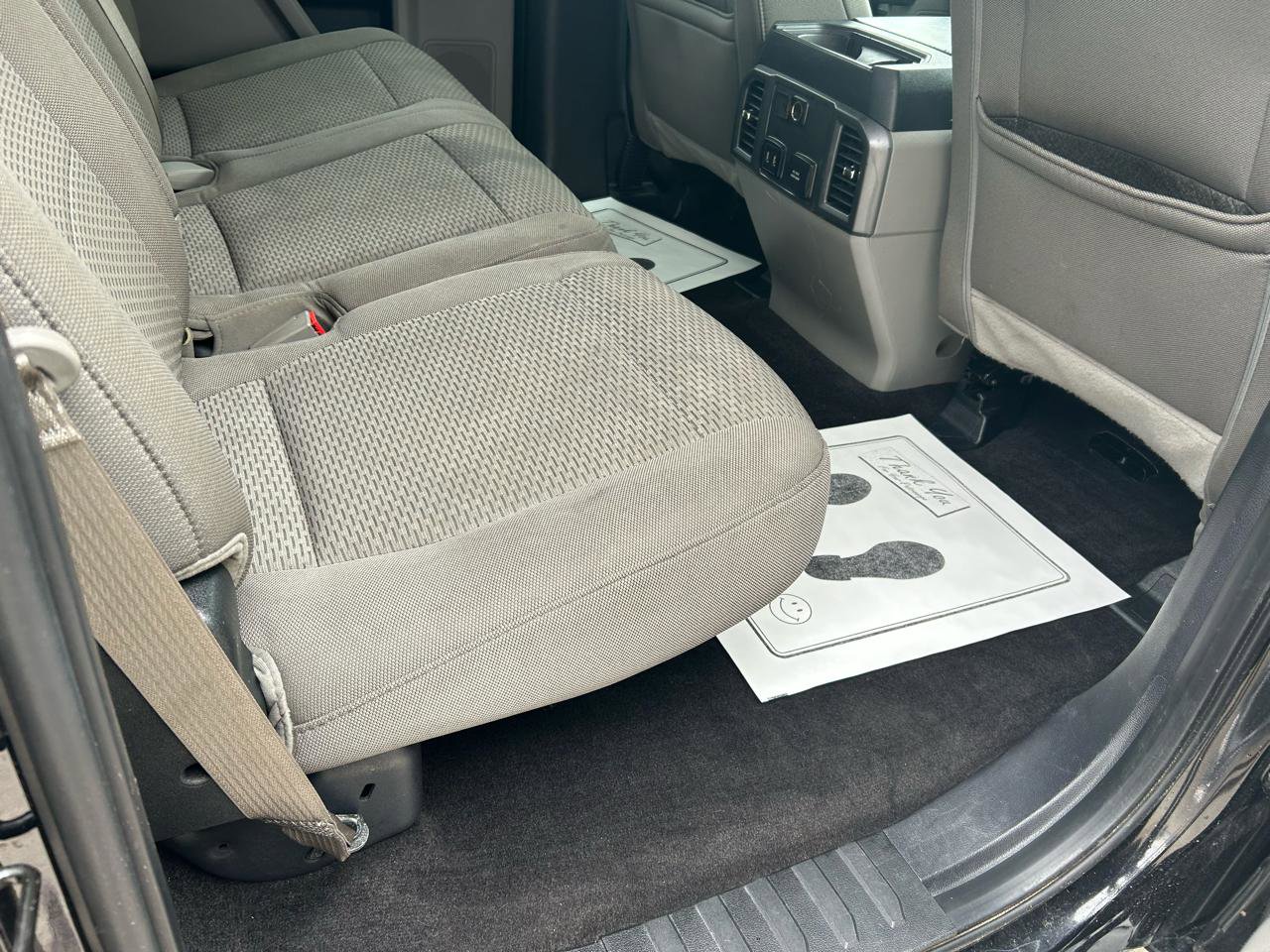 Used 2018 Ford F150 XLT w/ Equipment Group 302A Luxury image 11