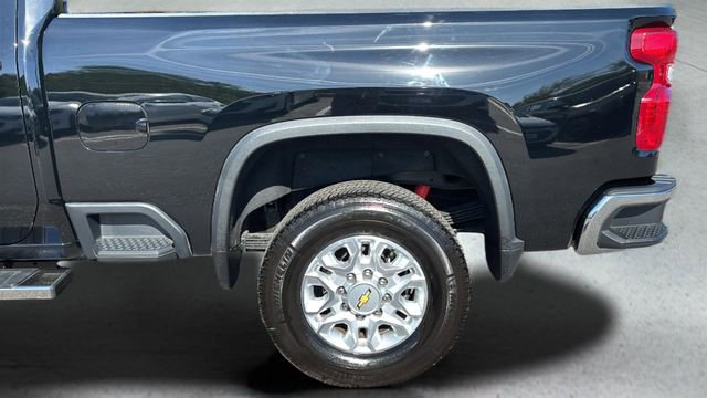 Used 2024 Chevrolet Silverado 2500 LT w/ Convenience Package image 36