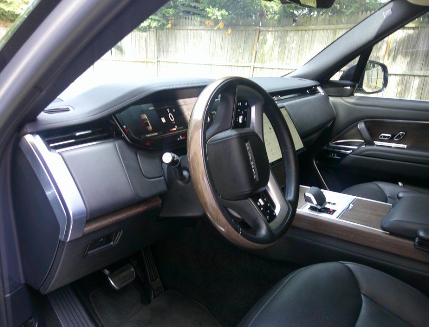 Used 2024 Land Rover Range Rover Long Wheelbase SE AWD/4WD image 72