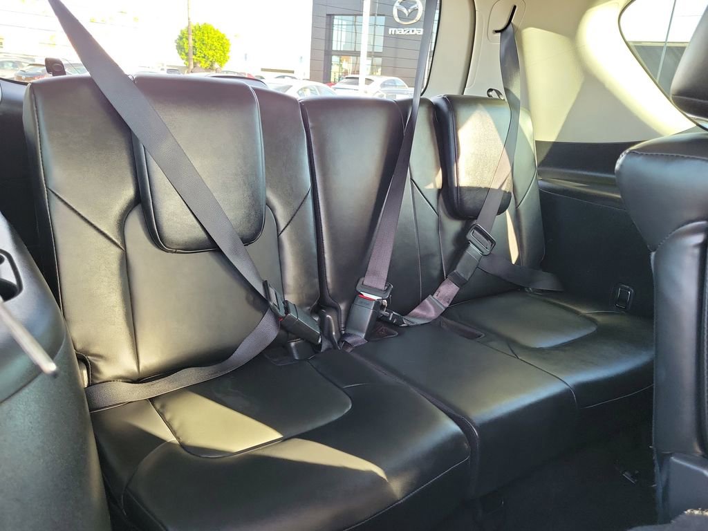 Used 2023 Nissan Armada SV image 24