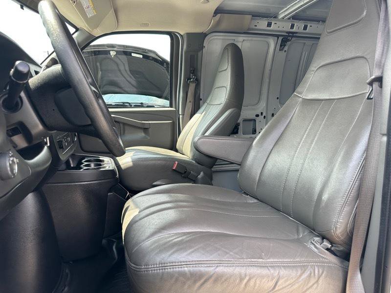 Used 2020 Chevrolet Express 2500 Extended w/ Driver Convenience Package RWD image 9