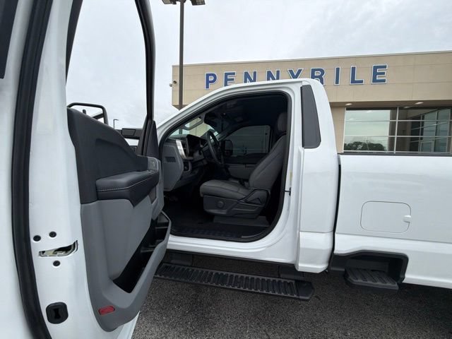 Used 2026 Ford F350 XL w/ STX Appearance Package AWD/4WD image 9