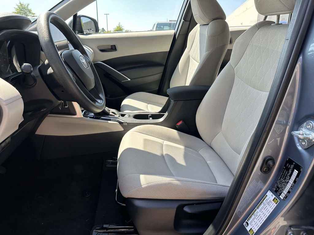 Used 2023 Toyota Corolla Cross L FWD image 8