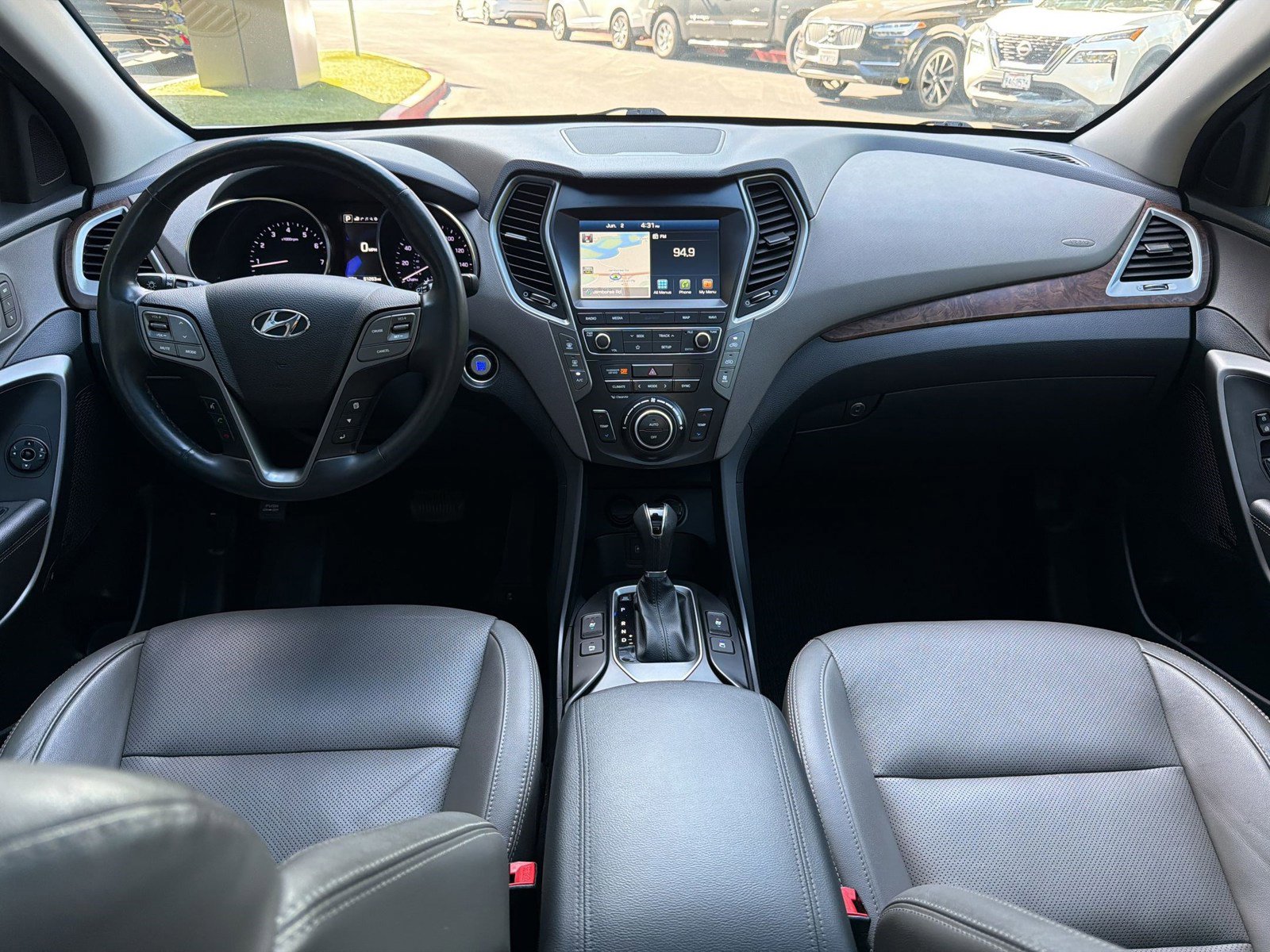 Used 2019 Hyundai Santa Fe XL FWD image 17