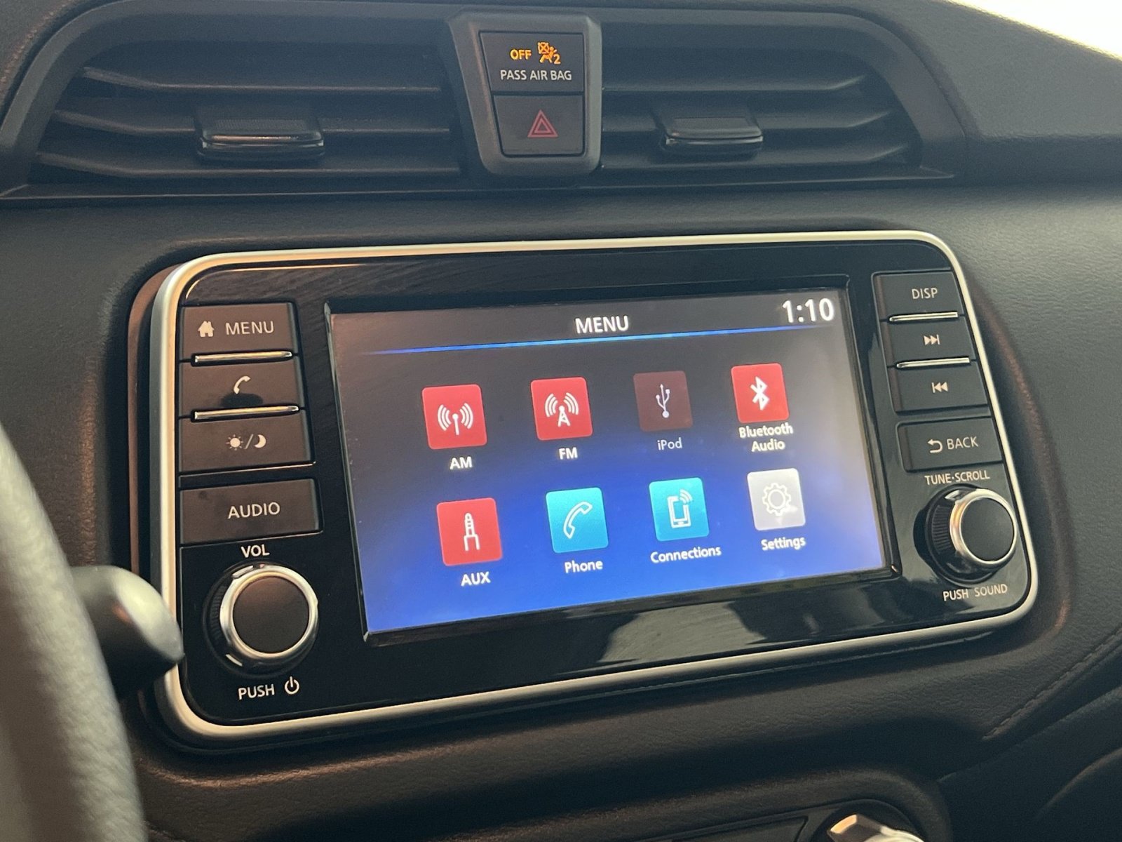 Used 2021 Nissan Versa S FWD image 18