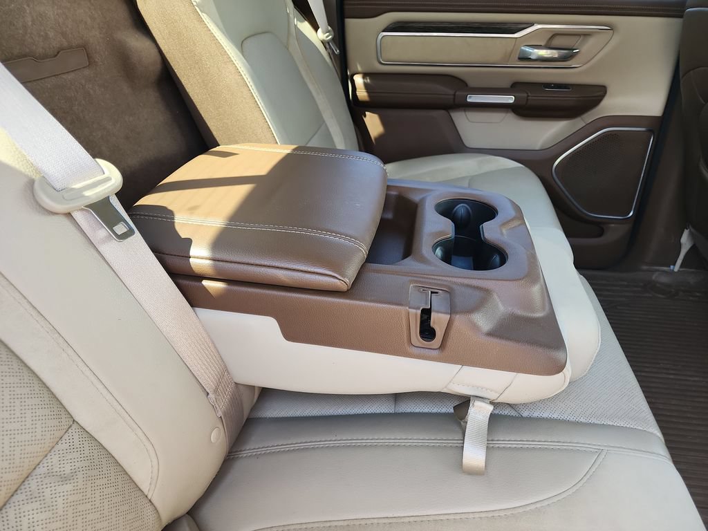Used 2020 RAM 1500 Laramie AWD/4WD image 44
