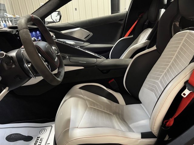 Used 2023 Chevrolet Corvette Stingray Premium Conv w/ Z51 Performance Package image 15