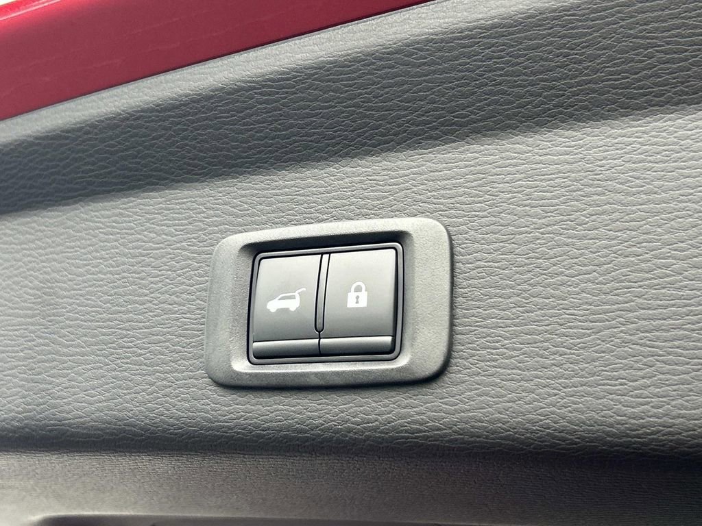 New 2025 Mitsubishi Outlander SEL image 11