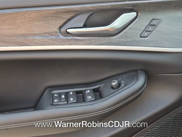 New 2026 Jeep Grand Cherokee L Limited RWD image 32