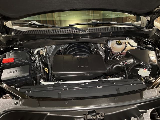 Used 2023 Chevrolet Suburban RST w/ Luxury Package image 19