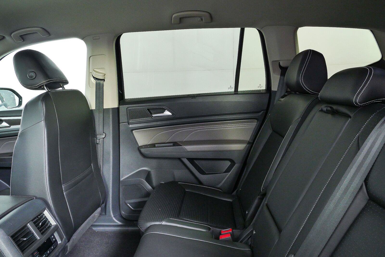 Certified 2023 Volkswagen Atlas SE FWD image 19