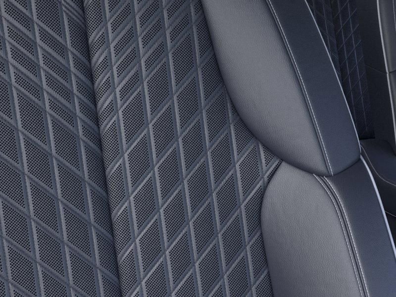 New 2026 Cadillac Vistiq Premium Luxury w/ LPO, Floor Liner Package AWD/4WD image 21
