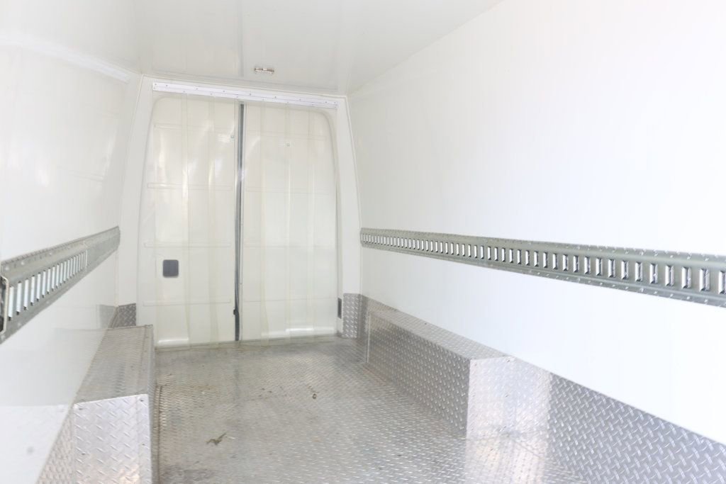 Used 2023 Mercedes-Benz Sprinter 2500 image 21