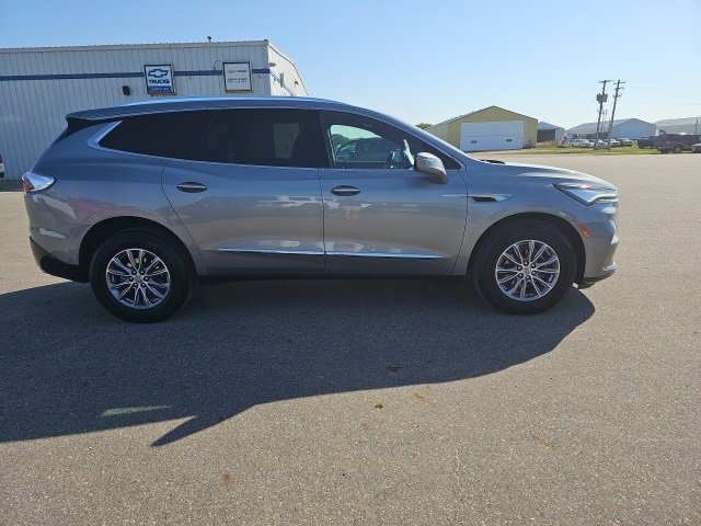 Used 2024 Buick Enclave Premium image 5