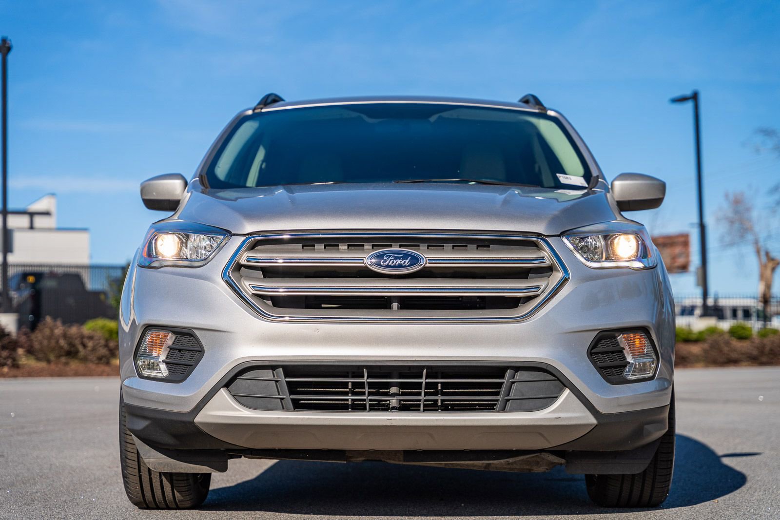 Used 2019 Ford Escape SEL image 2