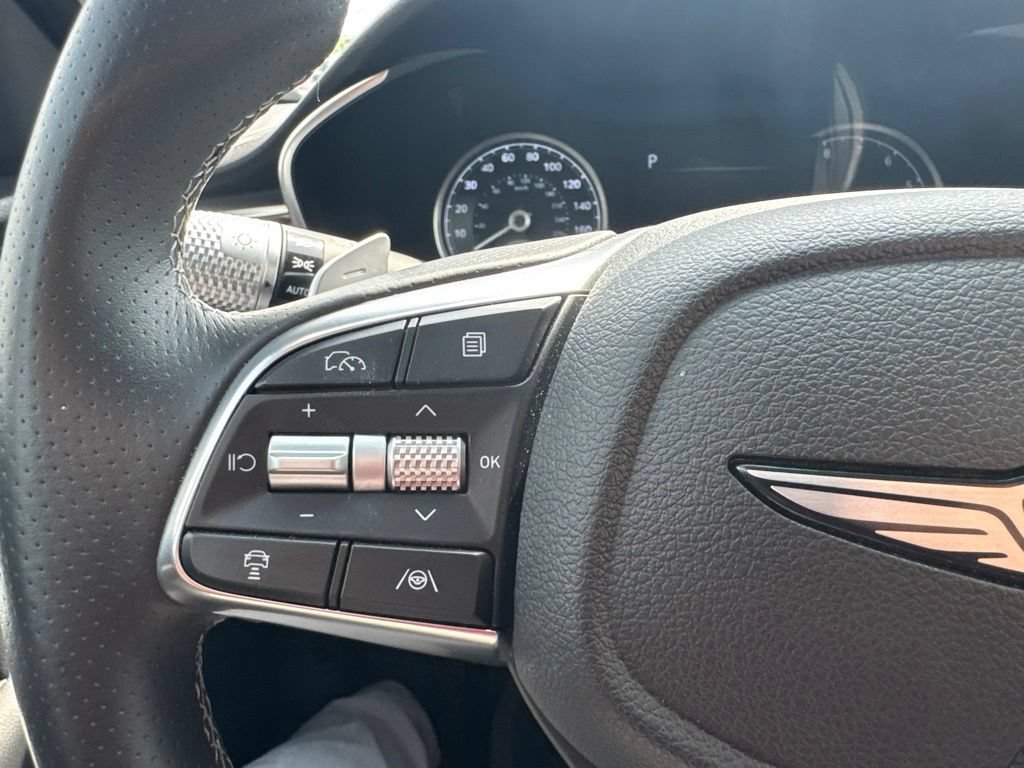 Used 2025 Genesis G70 2.5T AWD/4WD image 18