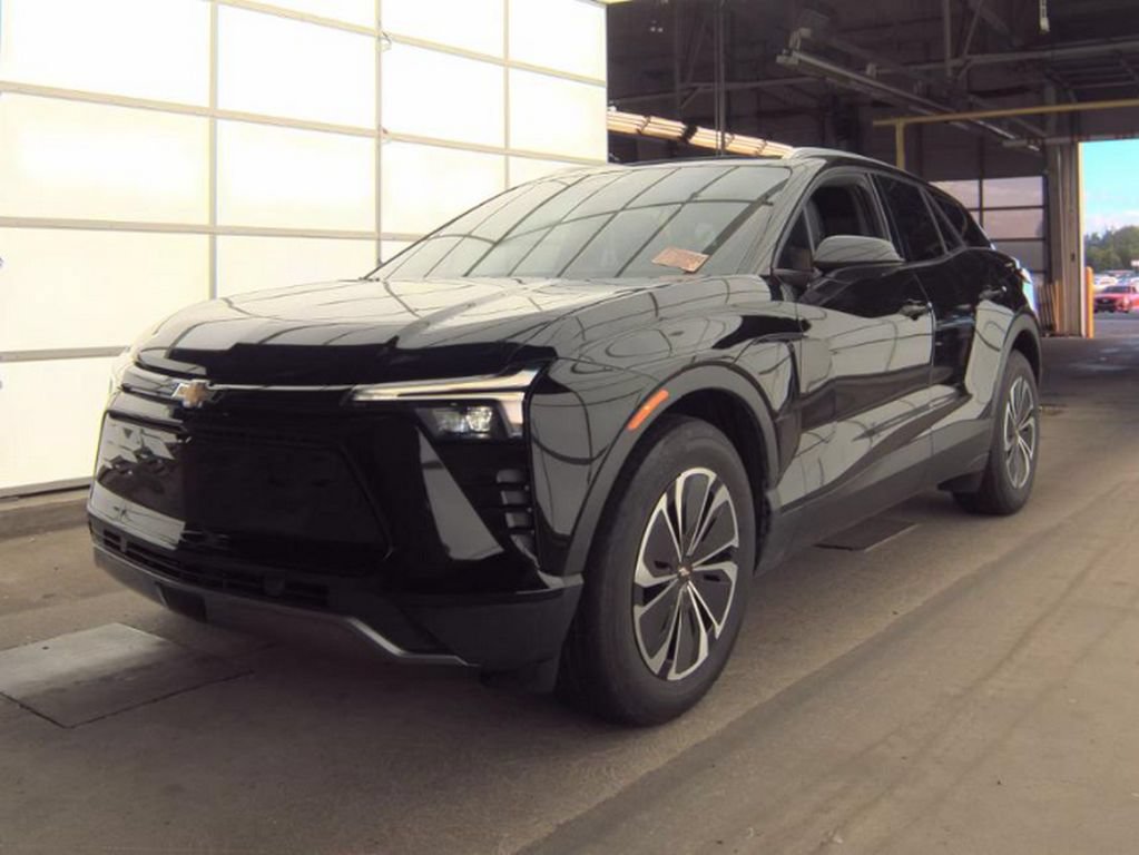 Used 2024 Chevrolet Blazer EV LT AWD/4WD image 2