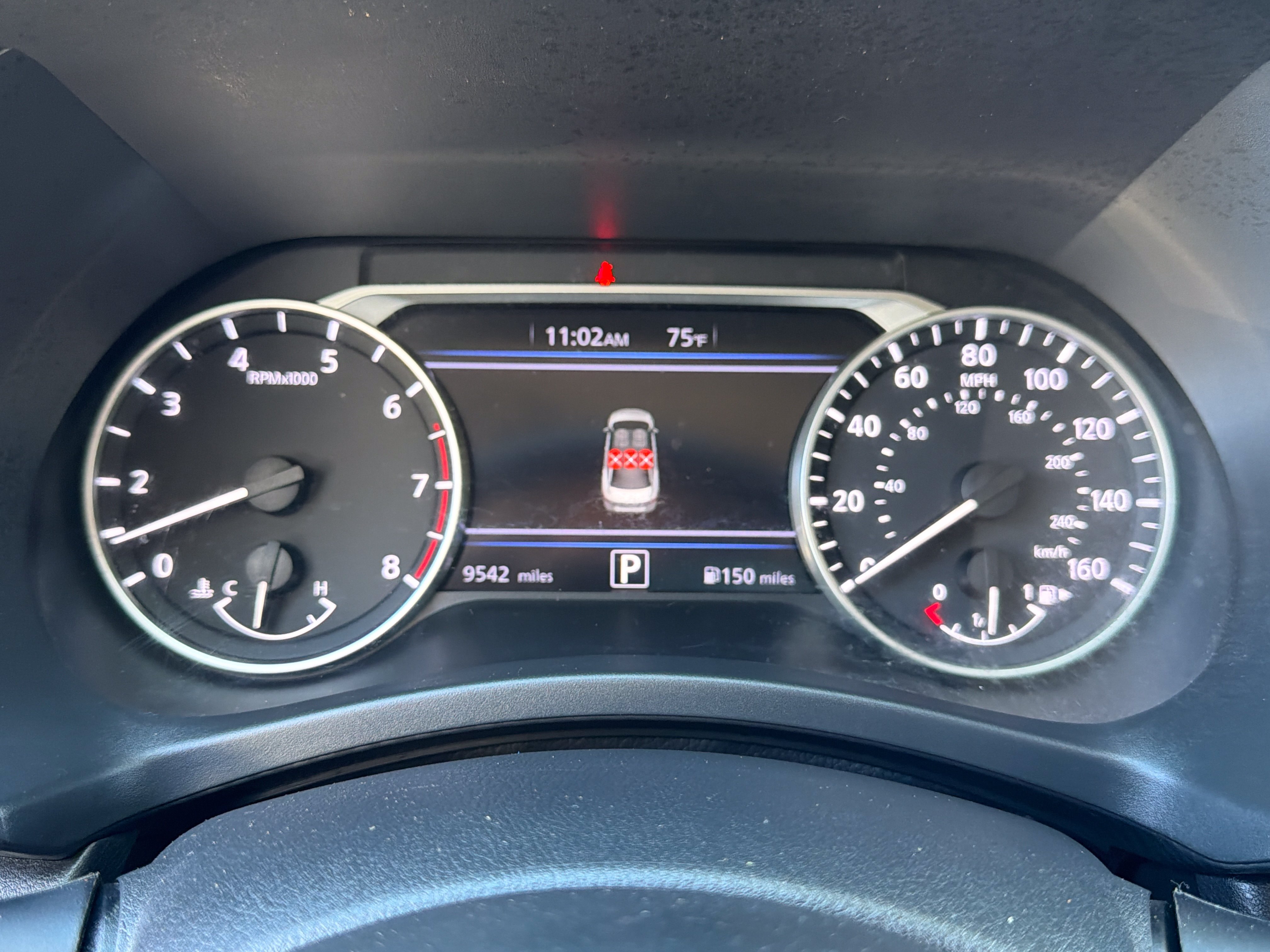 Used 2025 Nissan Sentra SR FWD image 4