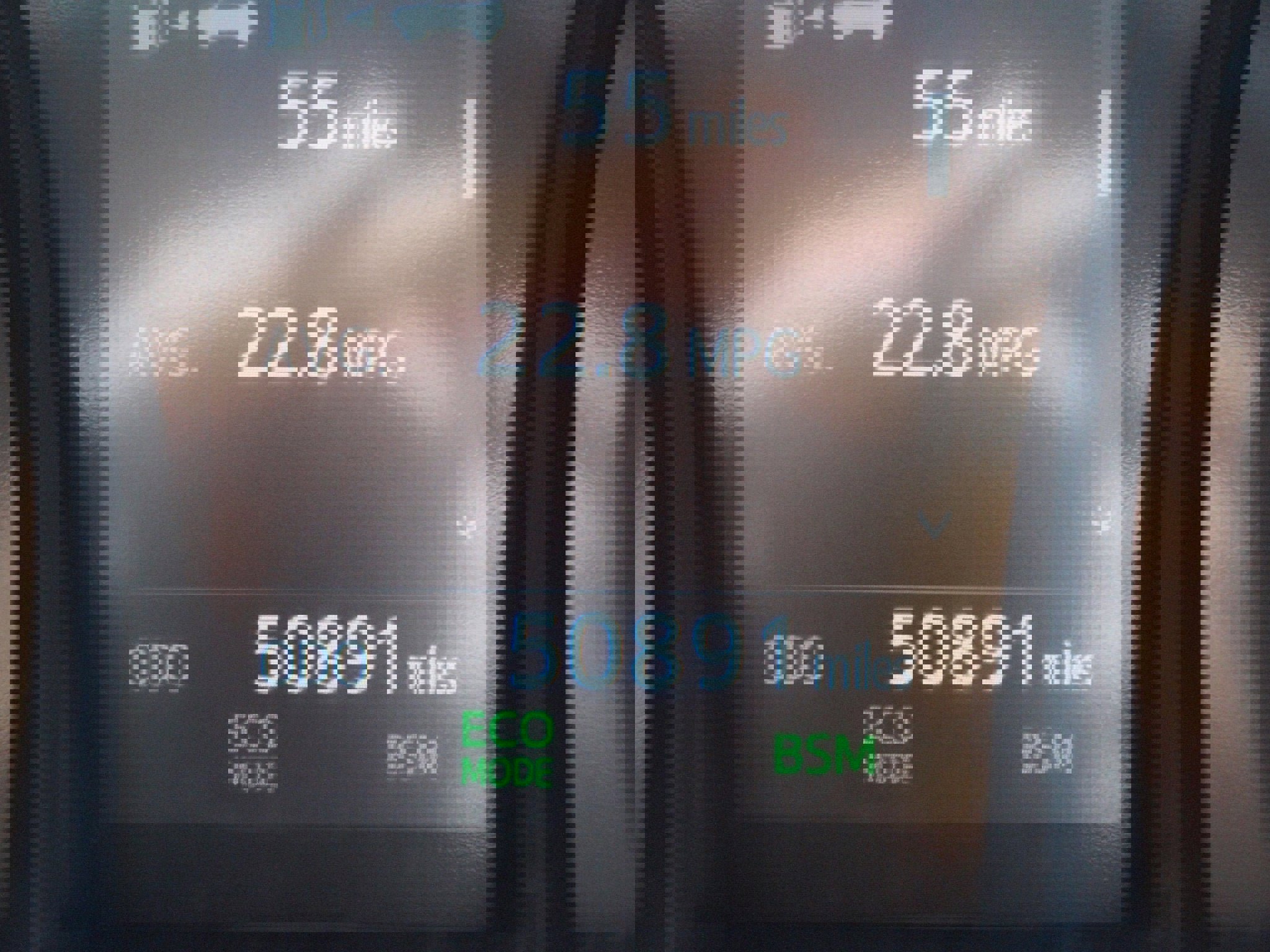 Used 2024 Toyota Camry LE FWD image 4