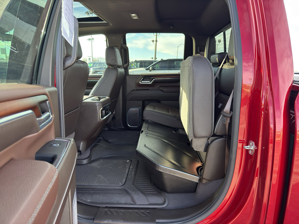 Used 2024 GMC Sierra 3500 Denali w/ Denali Reserve Package image 15