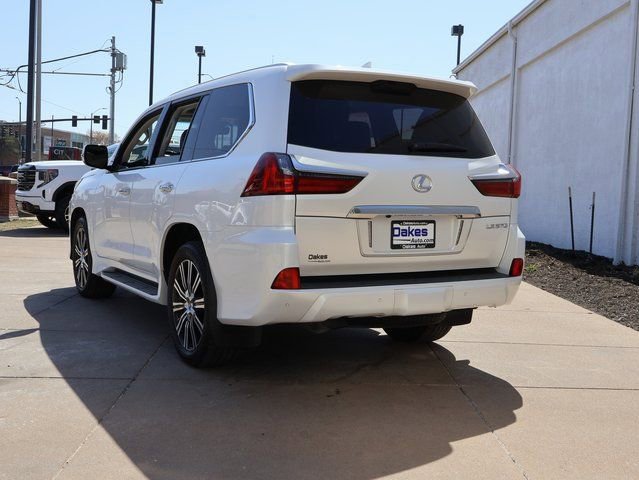 Used 2021 Lexus LX 570 4WD w/ Luxury Package image 6