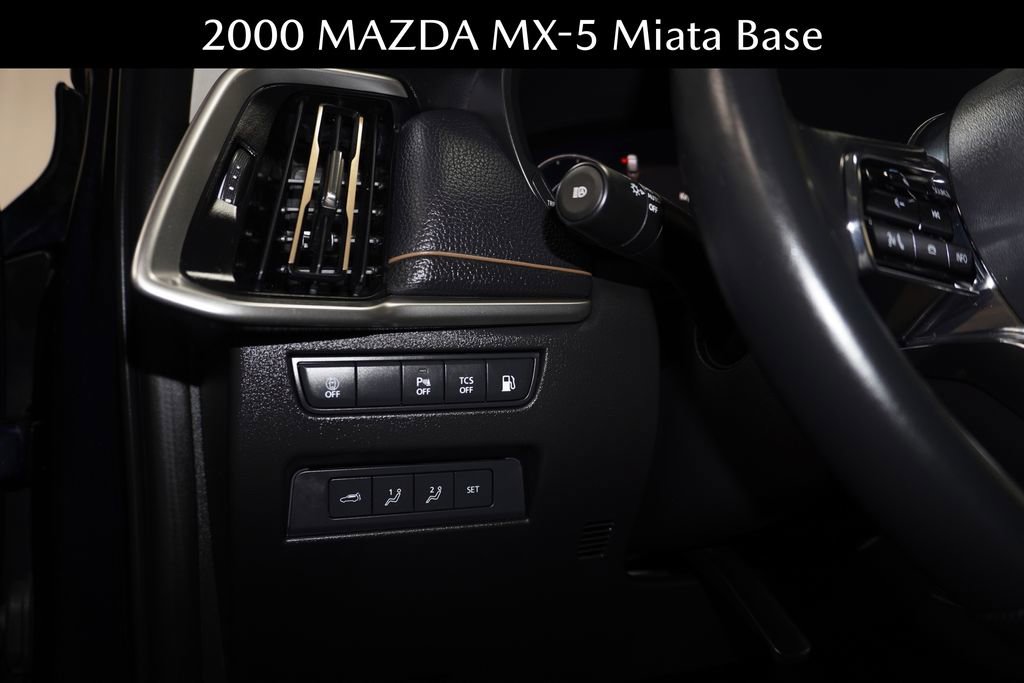 Used 2000 MAZDA MX-5 Miata image 26