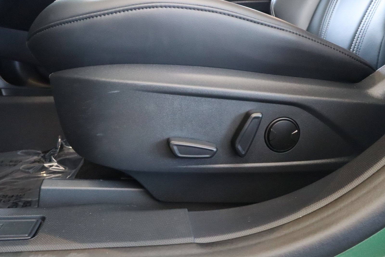 Used 2024 Ford Mustang Mach-E Select RWD image 22