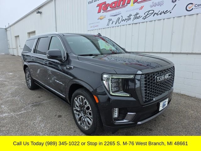 Used 2024 GMC Yukon XL Denali Ultimate w/ LPO, Floor Liner Package image 4