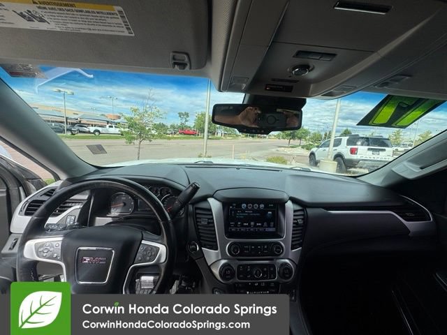 Used 2017 GMC Yukon SLT AWD/4WD image 13