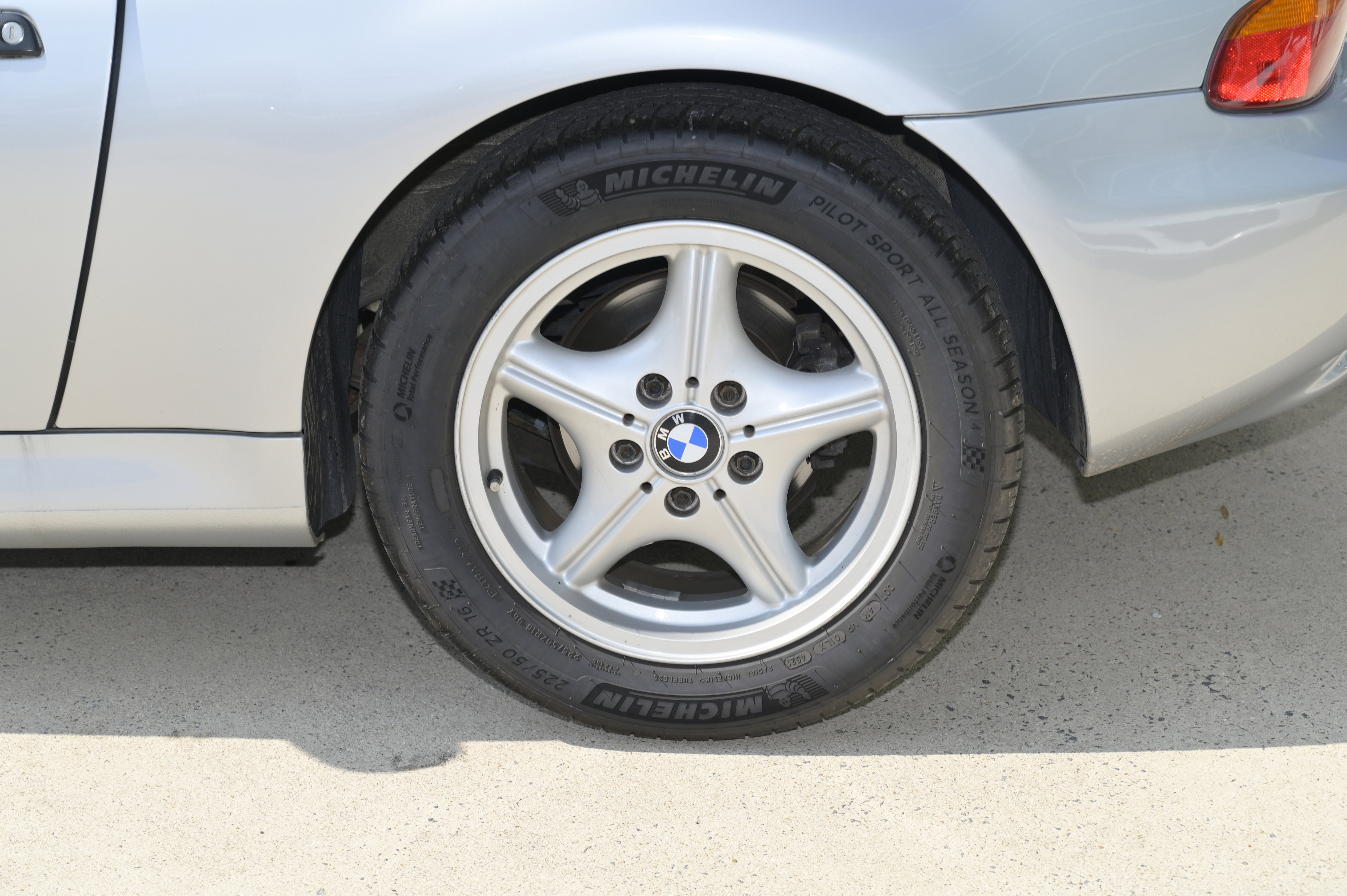 Used 1996 BMW Z3 1.9 image 10