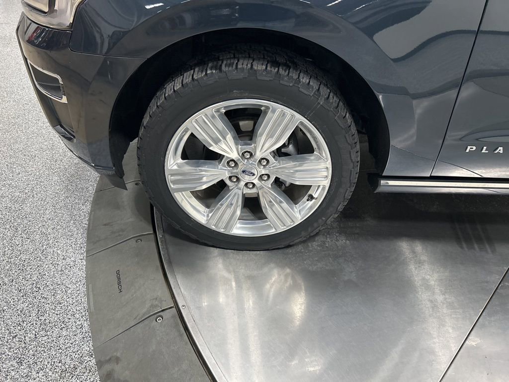 Used 2023 Ford Expedition Platinum image 39