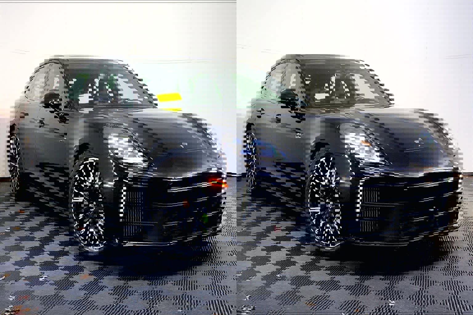 New 2026 Porsche Panamera 4 image 9