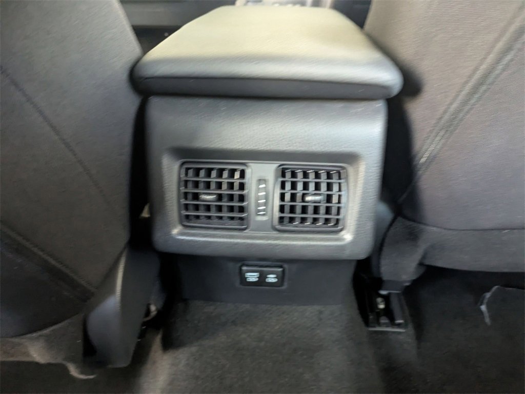 Used 2025 Toyota Camry LE image 23