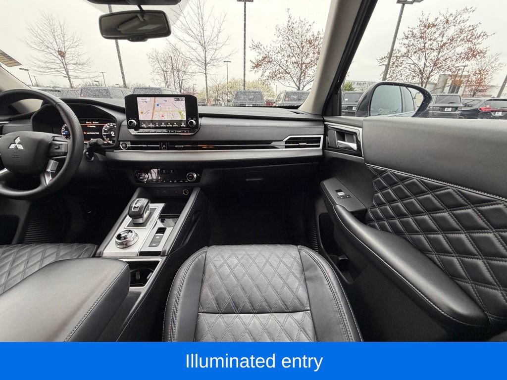 Used 2023 Mitsubishi Outlander SEL AWD/4WD image 19
