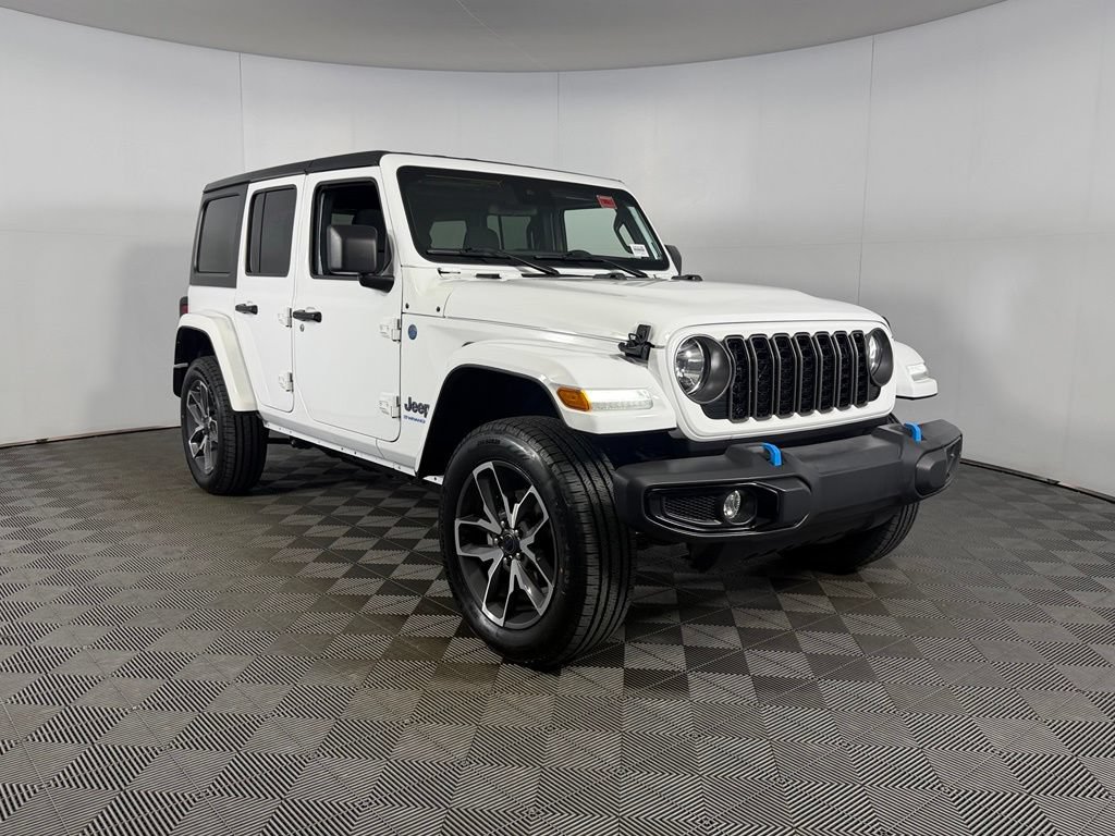 Used 2024 Jeep Wrangler Unlimited AWD/4WD image 5