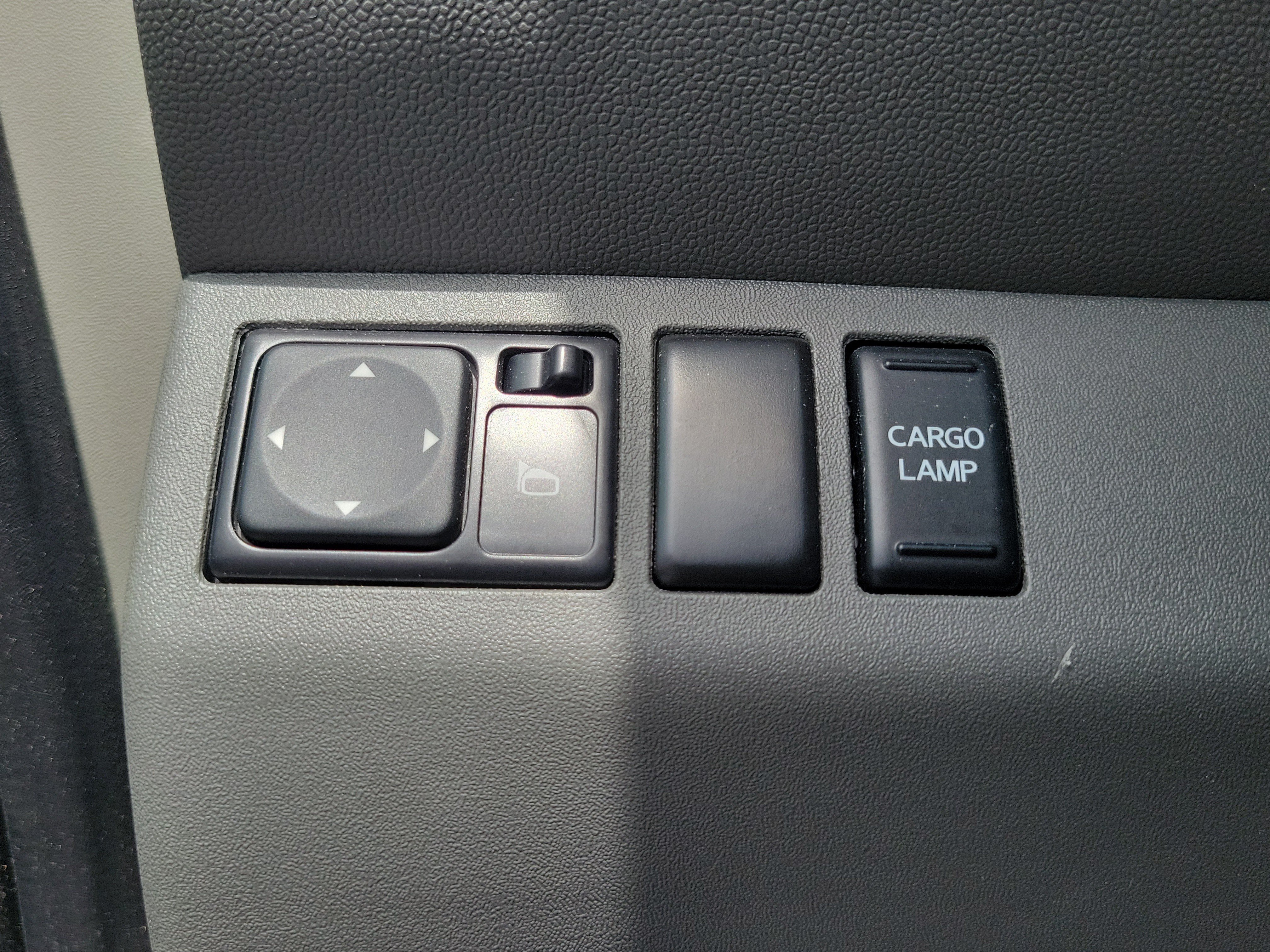 Used 2021 Nissan Frontier SV RWD image 31
