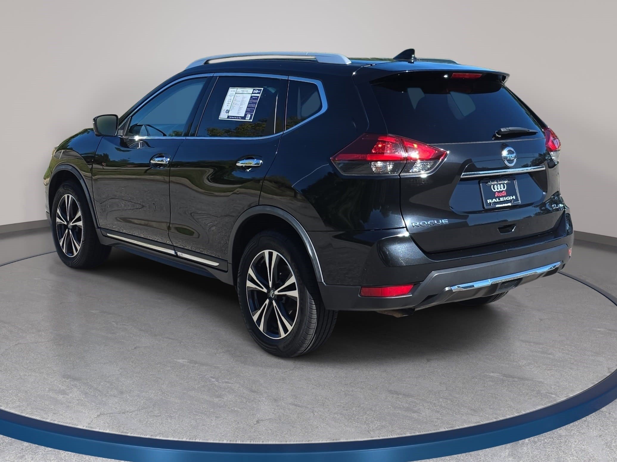 Used 2018 Nissan Rogue SL AWD/4WD image 8
