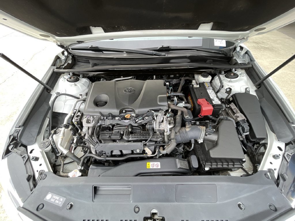 Used 2019 Toyota Camry XSE FWD image 30