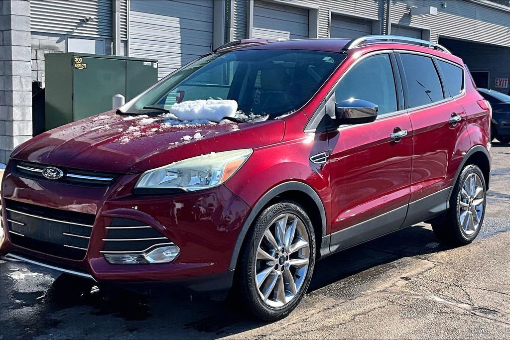 Used 2015 Ford Escape SE w/ SE Chrome Package image 2