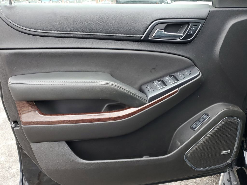 Used 2017 GMC Yukon SLT w/ Premium Edition image 24