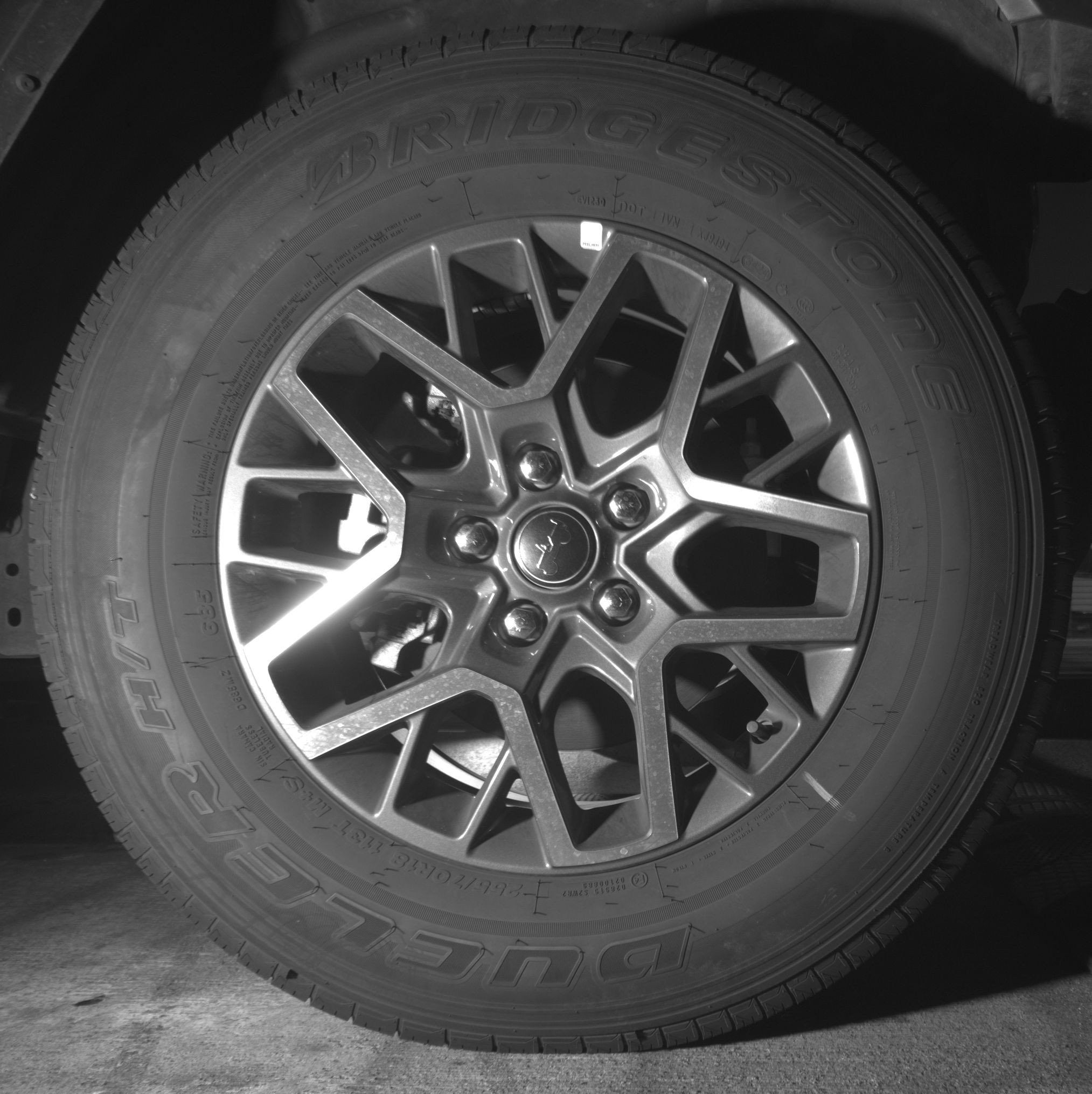 Used 2025 Jeep Wrangler Sahara image 13