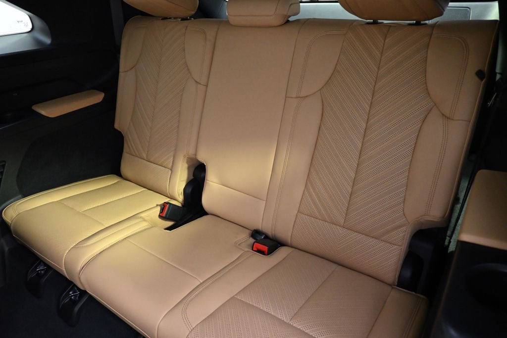 New 2025 Cadillac Escalade IQ Luxury 2 AWD/4WD image 22