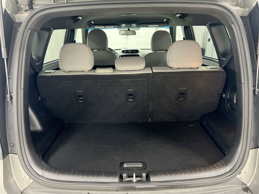 Used 2016 Kia Soul image 22
