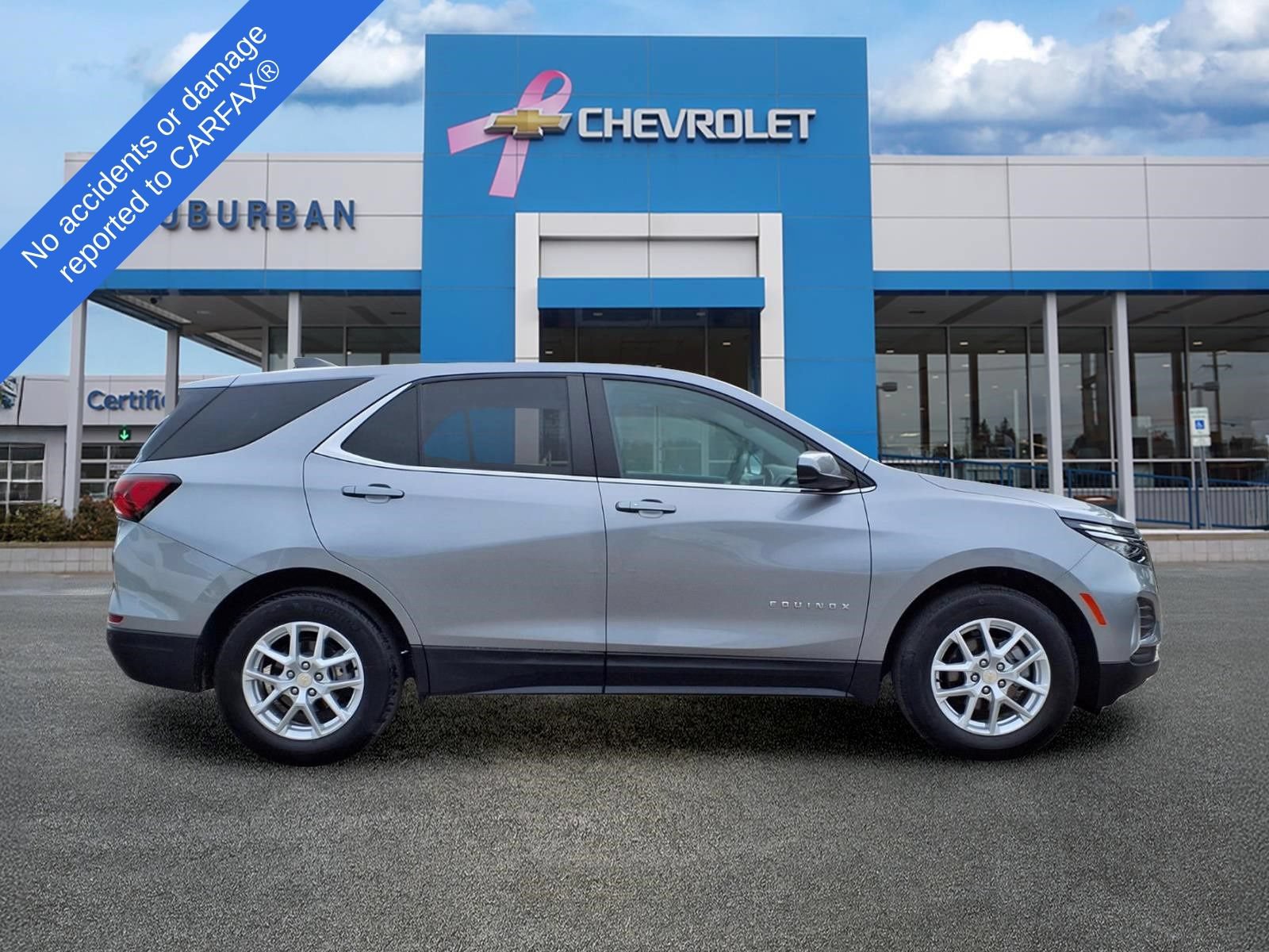 Used 2024 Chevrolet Equinox LT w/ LPO, Floor Liner Package FWD image 4