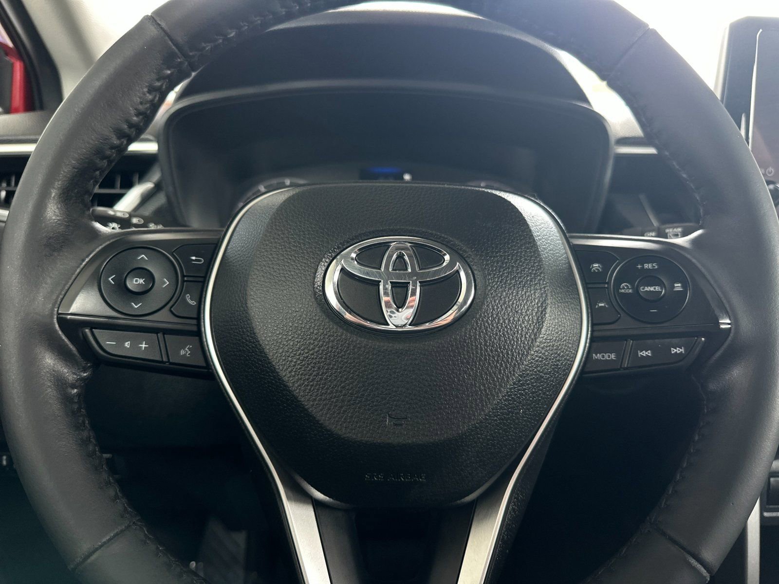 Used 2023 Toyota Corolla Cross LE AWD/4WD image 20