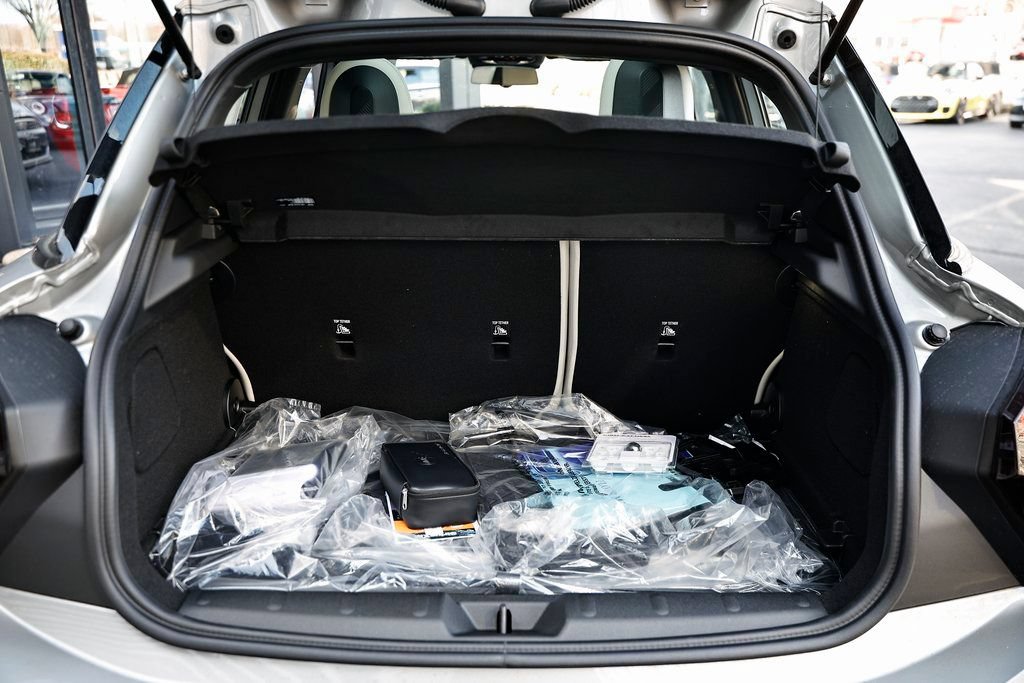 New 2026 MINI Cooper 4-Door Hardtop FWD image 30