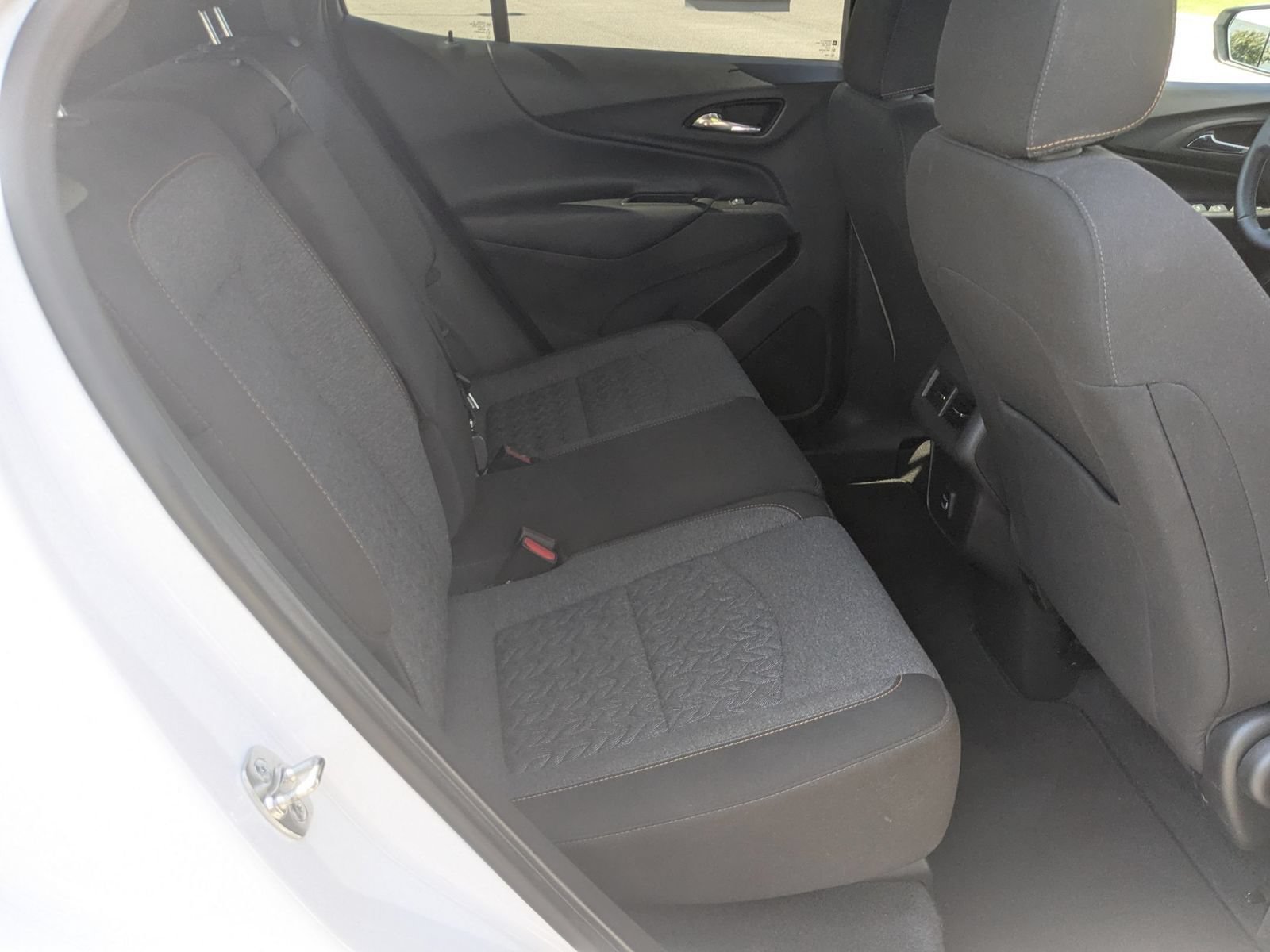Used 2024 Chevrolet Equinox LT AWD/4WD image 36