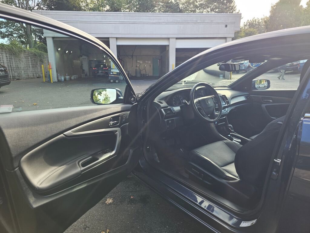 Used 2016 Honda Accord EX-L image 16