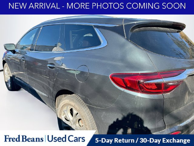 Used 2019 Buick Enclave Avenir w/ Avenir Technology Package AWD/4WD image 2