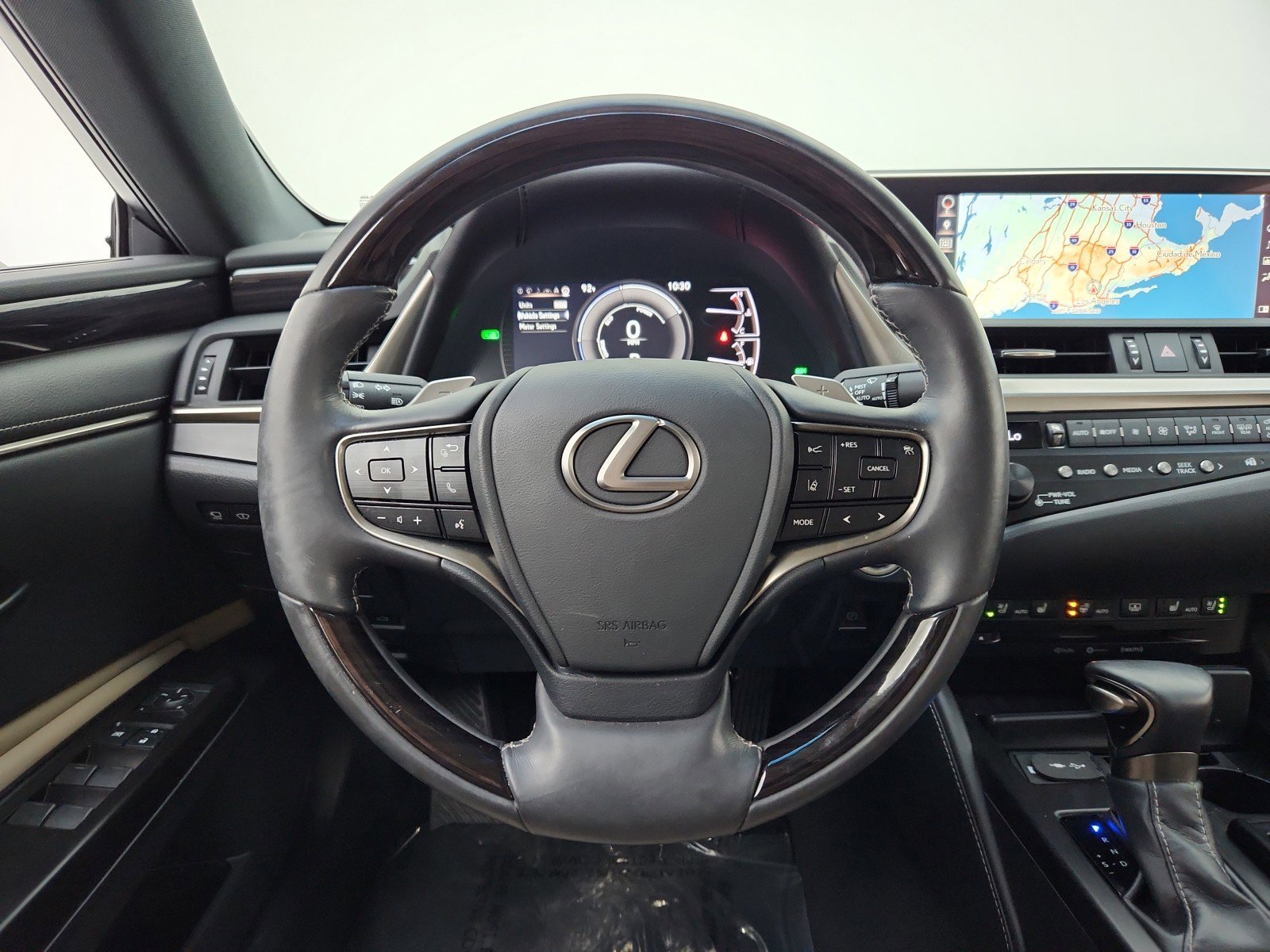 Used 2019 Lexus ES 300h w/ Accessory Package 2 FWD image 23